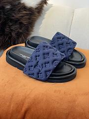 Louis Vuitton POOL PILLOW COMFORT MULE 1AA1EH 02 - 1