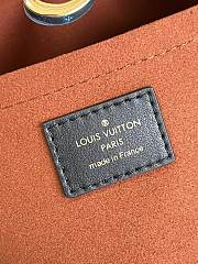 Louis Vuitton On My Side MM M53823 - 2