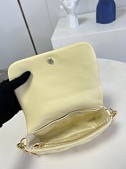 Louis Vuitton Bubblegram Wallet On Strap Bag M81400 - 5