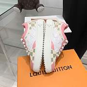 Louis Vuitton Sneaker - 5