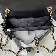 Chanel Woc Black Lambskin Bag - 12.3x19.2x3.5cm - 5
