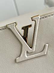 Louis Vuitton Capucines Bag M59863 27CM - 6