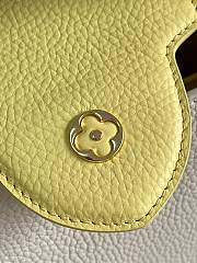 Louis Vuitton Capucines MM Bag M59882 - 3