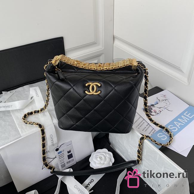 Chanel Gabrielle Chevron Hobo Bag - 18x21x12cm - 1