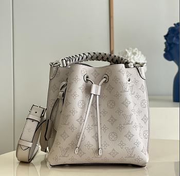 Louis Vuitton Muria Bucket Bag M58788 02