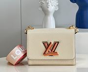 Louis Vuitton Twist PM Handbag M59687 19CM - 1