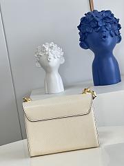 Louis Vuitton Twist PM Handbag M59687 19CM - 6