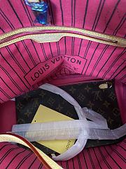 Louis Vuitton Neverfull Bag MM  - 4