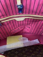 Louis Vuitton Neverfull Bag MM  - 5