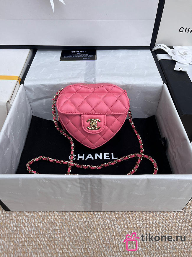 Chanel Mini Heart Chain Pink Bag - 13x12x5.5cm - 1