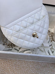 Chanel Heart Chain White Bag - 18x16.5x6.5cm - 5