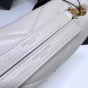 Saint Laurent Medium White Loulou Bag - 25x17x9cm - 5