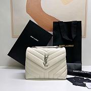 Saint Laurent Medium Loulou White Bag - 25x17x9cm - 1