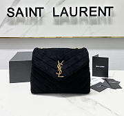 Saimt Laurent Medium Loulou Veivet Bag - 25x17x9cm - 1