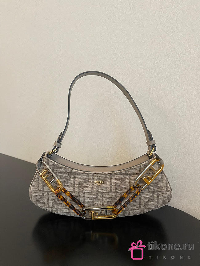 Fendi O’Lock 2018 04 - 1