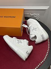 Louis Vuitton Trainer Shoes 04 - 4