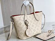 Louis Vuitton Blossom PM Cream Size 20x20x12.5cm - 3