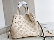 Louis Vuitton Blossom PM Cream Size 20x20x12.5cm - 4