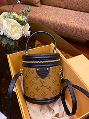 Louis Vuitton Cannes Monogram Reverse - 15x17x15cm - 1