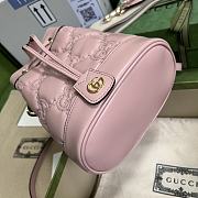 Gucci GG Matelassé bucket bag in Pink Size 17x20x10cm - 5