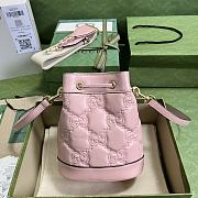 Gucci GG Matelassé bucket bag in Pink Size 17x20x10cm - 3