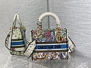 Dior Medium Lady D-LITE Bag White Size 24cm - 1