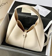 Givenchy G-Hobo Mini Shoulder Bag White Size 31x15x43 - 4