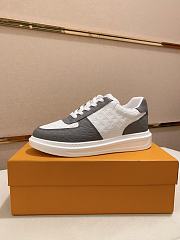 Louis Vuitton Sneakers Black-White - 1