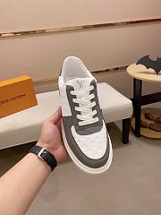 Louis Vuitton Sneakers Black-White - 5