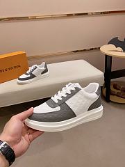 Louis Vuitton Sneakers Black-White - 3