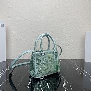 Prada Galleria Satin Mini-bag With Crystals Green Size 20x14.5x9.5cm - 4