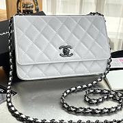 Chanel A80982 in White Size 12x19.5x4cm - 5