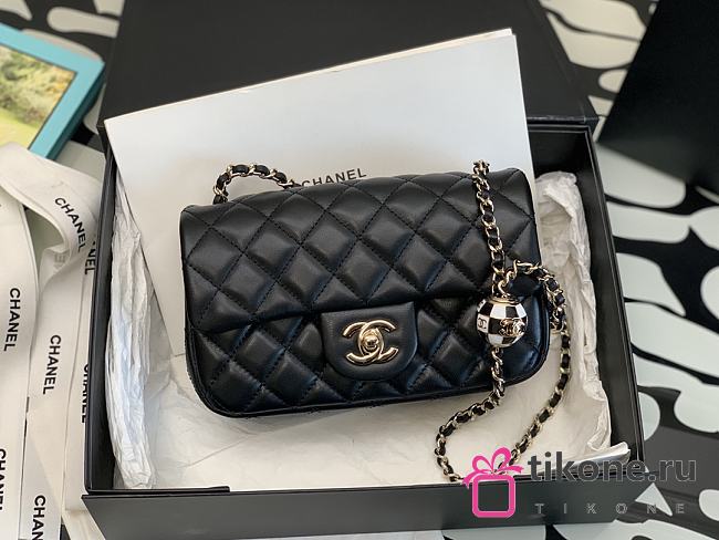 Chanel Flap Bag Metal Ball Size 20 - 1