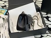 Chanel Flap Bag Metal Ball Size 20 - 3