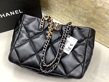 Chanel Shopping Bag Size: 24x41x10.5cm