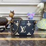 Louis Vuitton Multi Pochette Accessoires Black - 1