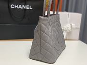 Chanel Medallion Caviar Tote Grey Size 30x14X24cm  - 5