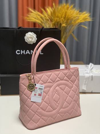 Chanel Medallion Caviar Tote Pink Size 30x14X24cm
