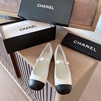 Chanel Ballerinas White