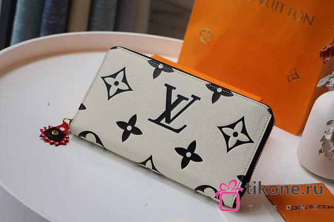 LV Crafty Zippy Long White Wallet - 19.5x10.5x2.5cm - 1