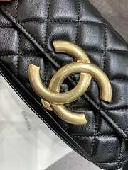 Chanel Flap Phone Holder With Chain Black 17.5x10x6cm - 3