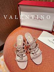 Valentino Garavani Rockstud Sandals Beige - 3