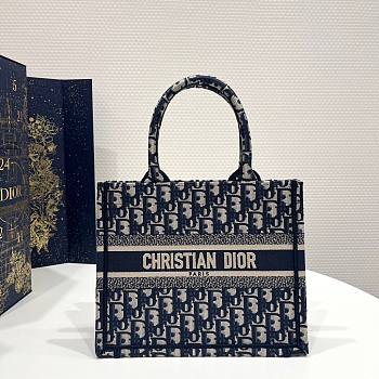 Dior Medium Book Tote Black Oblique Embroidery 26x8x22cm