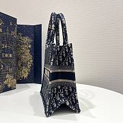 Dior Medium Book Tote Black Oblique Embroidery 26x8x22cm - 5