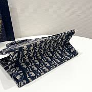 Dior Medium Book Tote Black Oblique Embroidery 26x8x22cm - 4