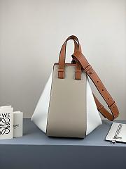 Loewe Hammock Light Oat & Soft White Size 29x26x14cm - 2