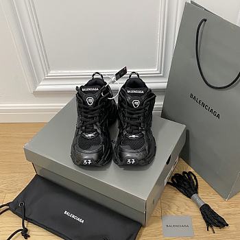 Balenciaga Black Monocolor Runner 