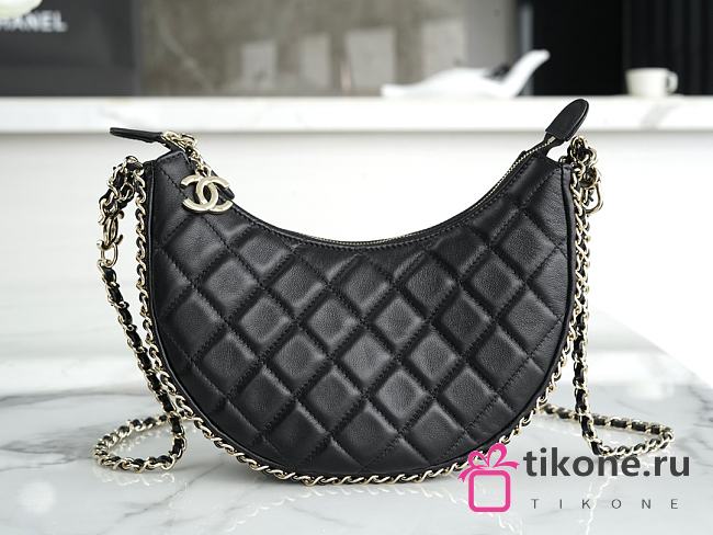 Chanel 23c Moon Black Lambskin - 15x20x6cm - 1