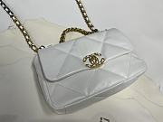 Chanel 19 Flap Bag in Snow White 26cm - 2