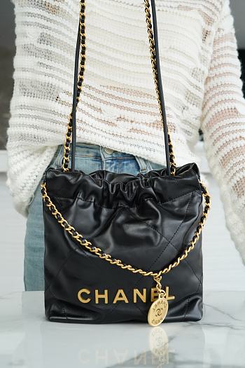 Chanel 22 Mini Bag Black With Gold Chain - 19×20×6cm